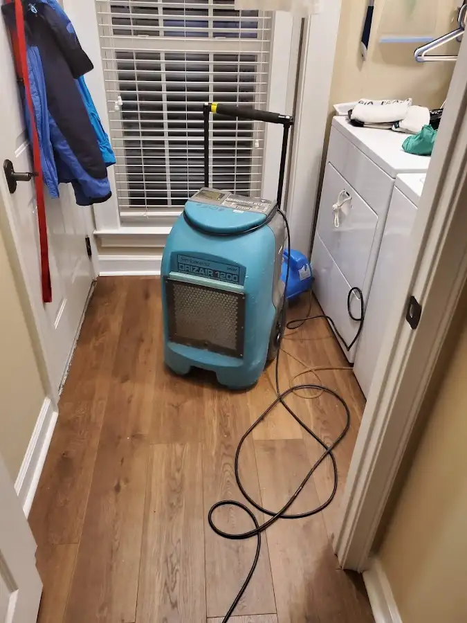 Commercial dehumidifier deployed for Flood Damage Cleanup in Dunlap
